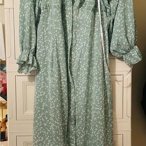 Missguided Plus Sage Floral Dress